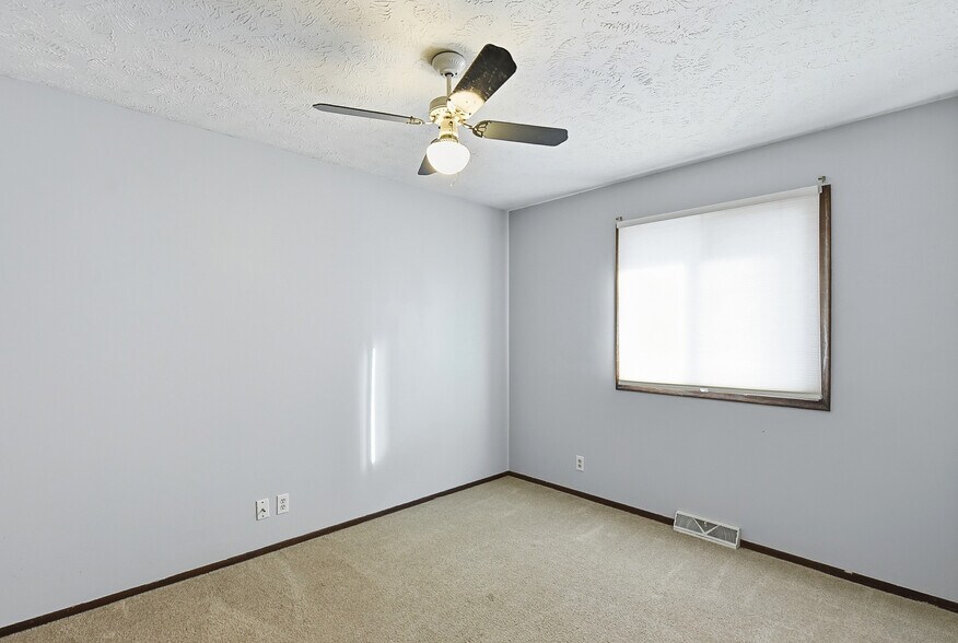 Building Photo - 13210 Schirra St