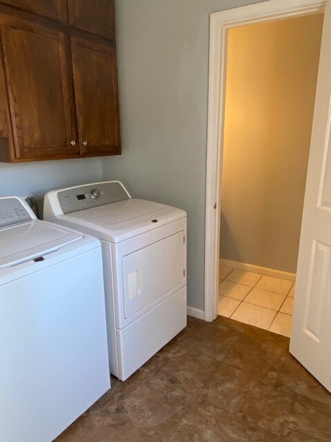 Building Photo - 5381 Lynbrook Landing