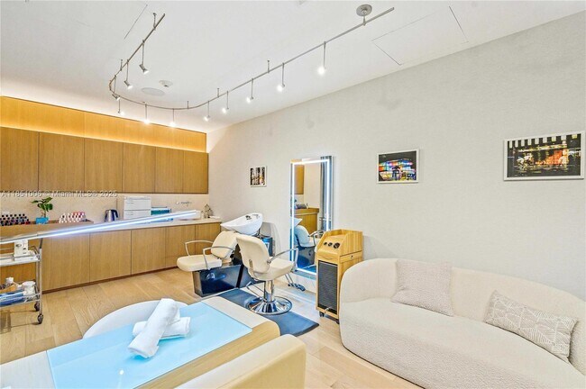 Building Photo - 8701 Collins Ave