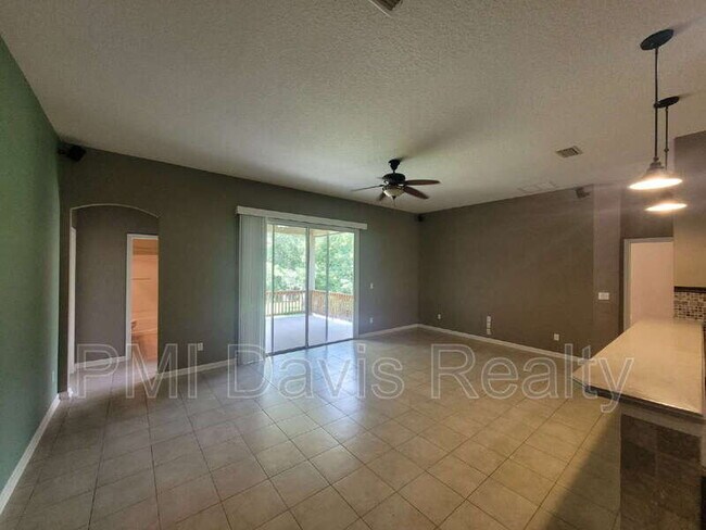 Building Photo - 680 Chestwood Chase Dr