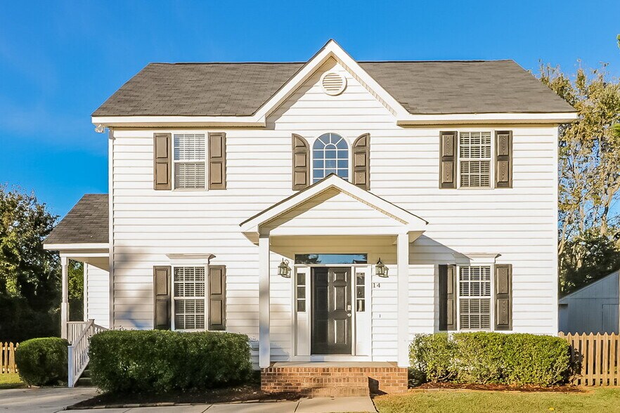 Primary Photo - 14 Olde Charles Towne Ct