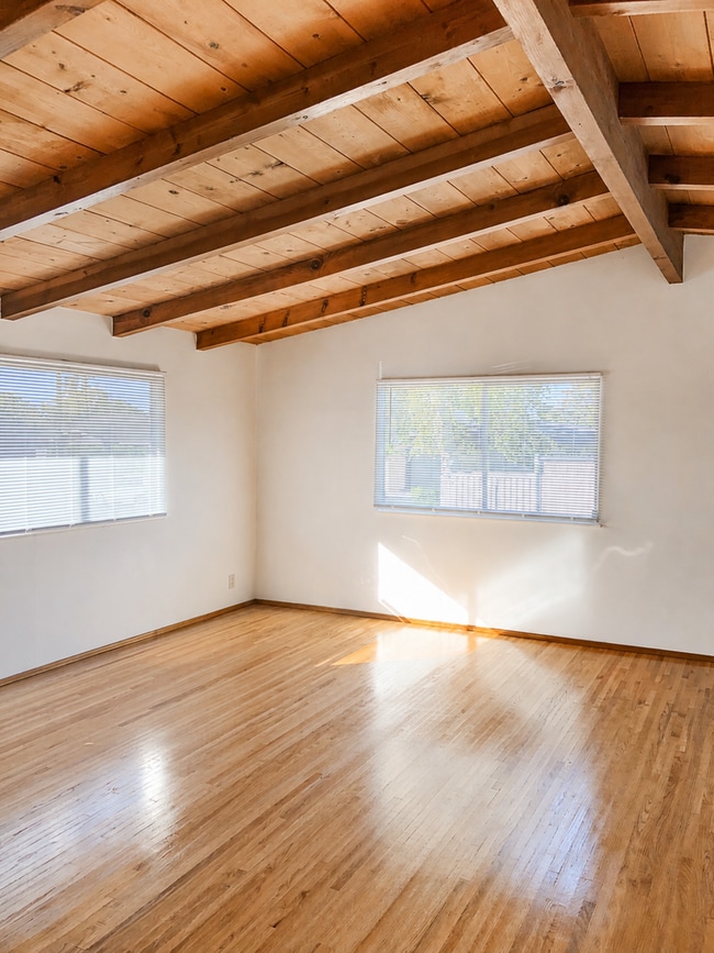 Building Photo - 3255- 3257 San Pablo