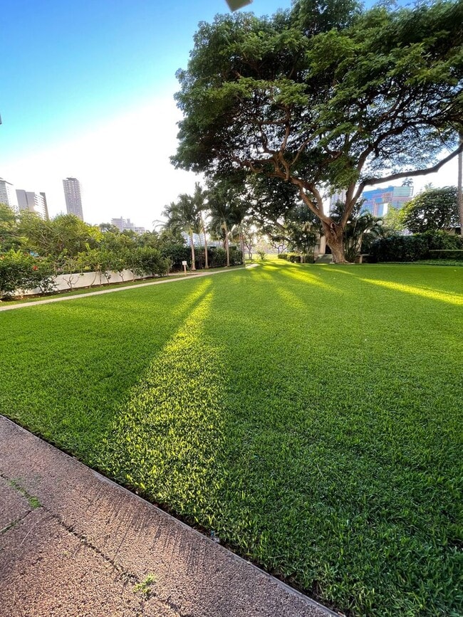 Building Photo - Furnished and Renovated 2 Bed 2 Bath 1 Parking at Marco Polo Apartments, Views and Amenities!!!