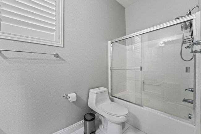 Building Photo - Single Story with a  Covered Spa, Cover Pa...