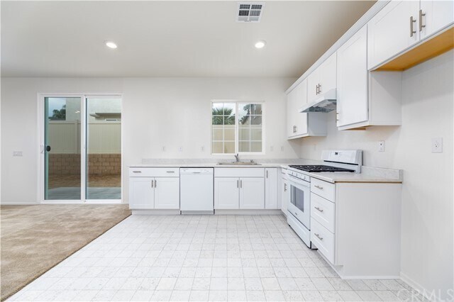 Building Photo - 9768 Solonia St