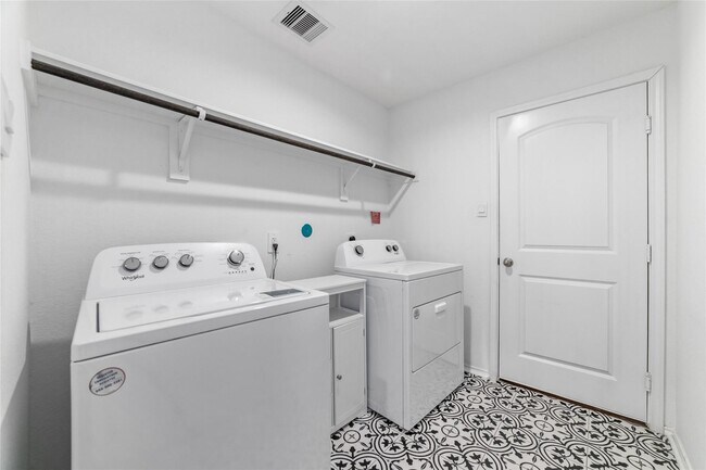 Building Photo - 21503 Corsica Cv Ct