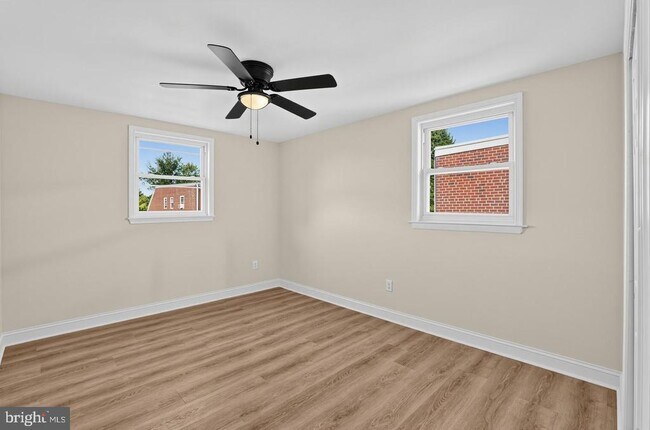 Building Photo - 121 Rutledge Ave