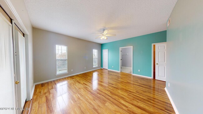 Building Photo - 211 Jardin De Mer Pl