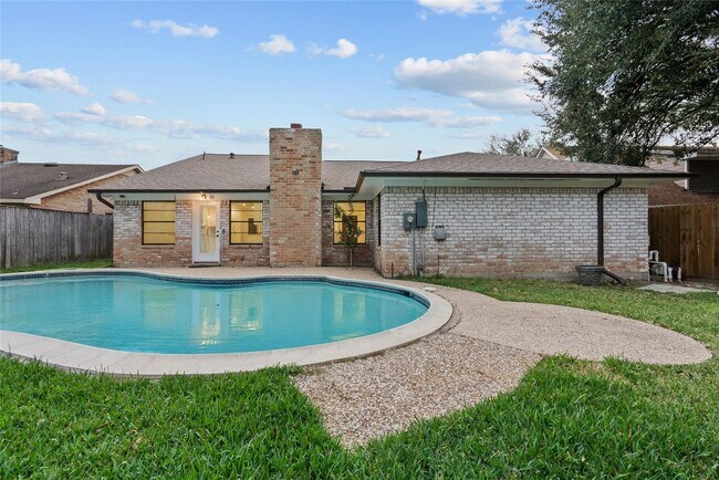 Building Photo - 9814 Sageroyal Ln