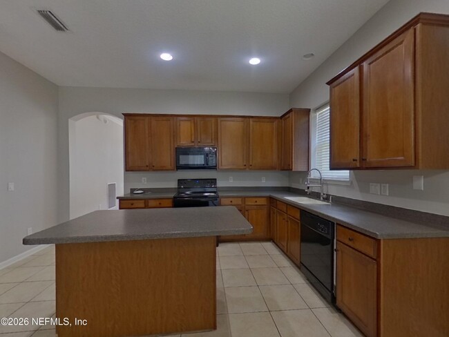 Building Photo - 12163 Georgia Oak Ct