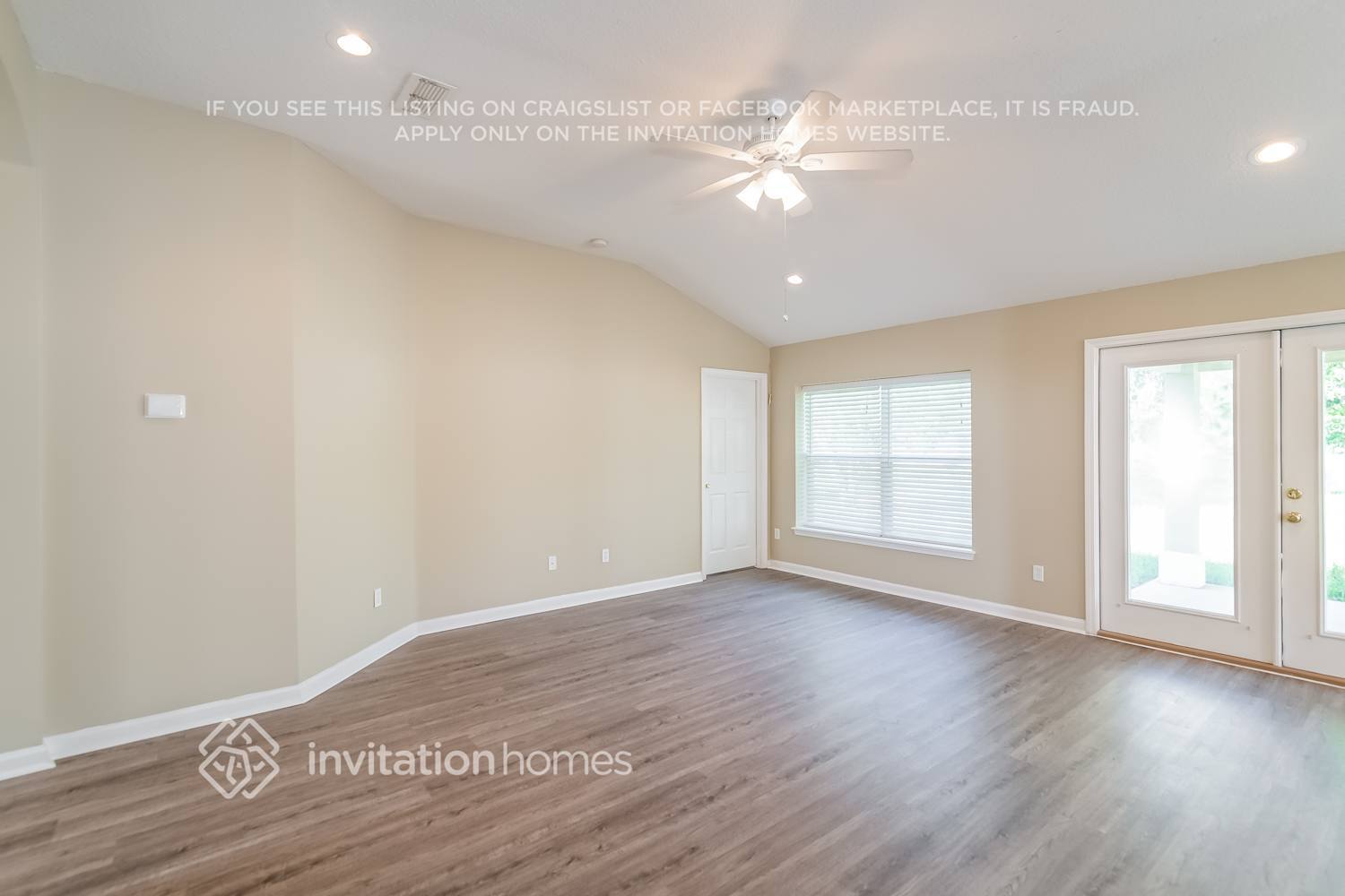 Building Photo - 1016 Oak Arbor Cir
