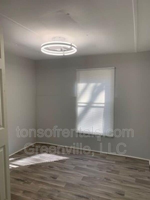 Building Photo - 311 Goldsmith Rd