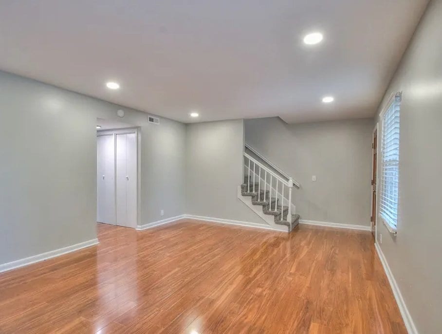 Building Photo - 5510 Country Dr