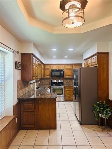 Building Photo - 1515 Brighton Dr