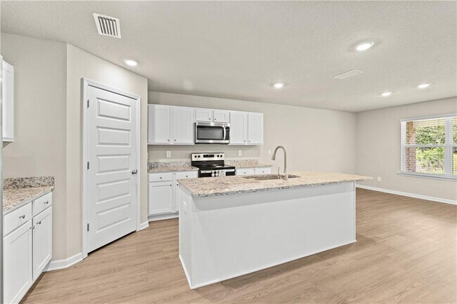 Building Photo - 6028 Creek Side Trl