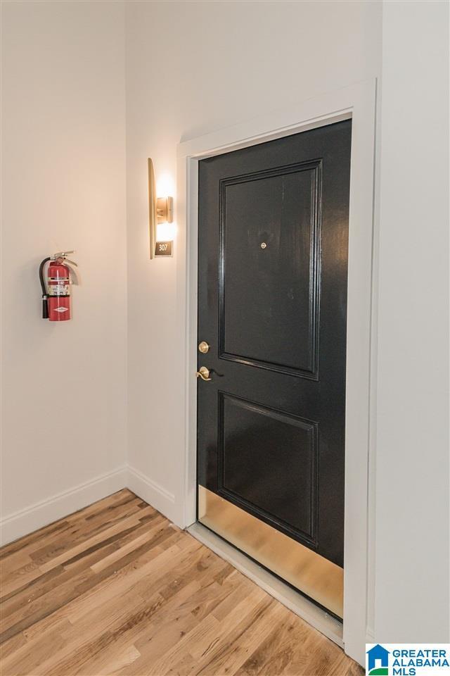 Building Photo - 300 20th St N