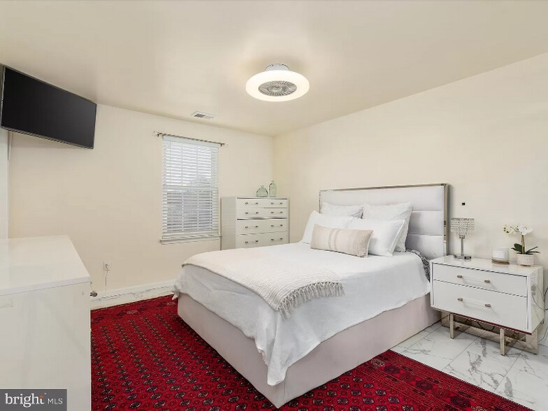 Building Photo - 14707 Southwarke Pl