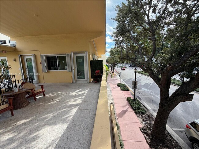 Building Photo - 75 Washington Ave