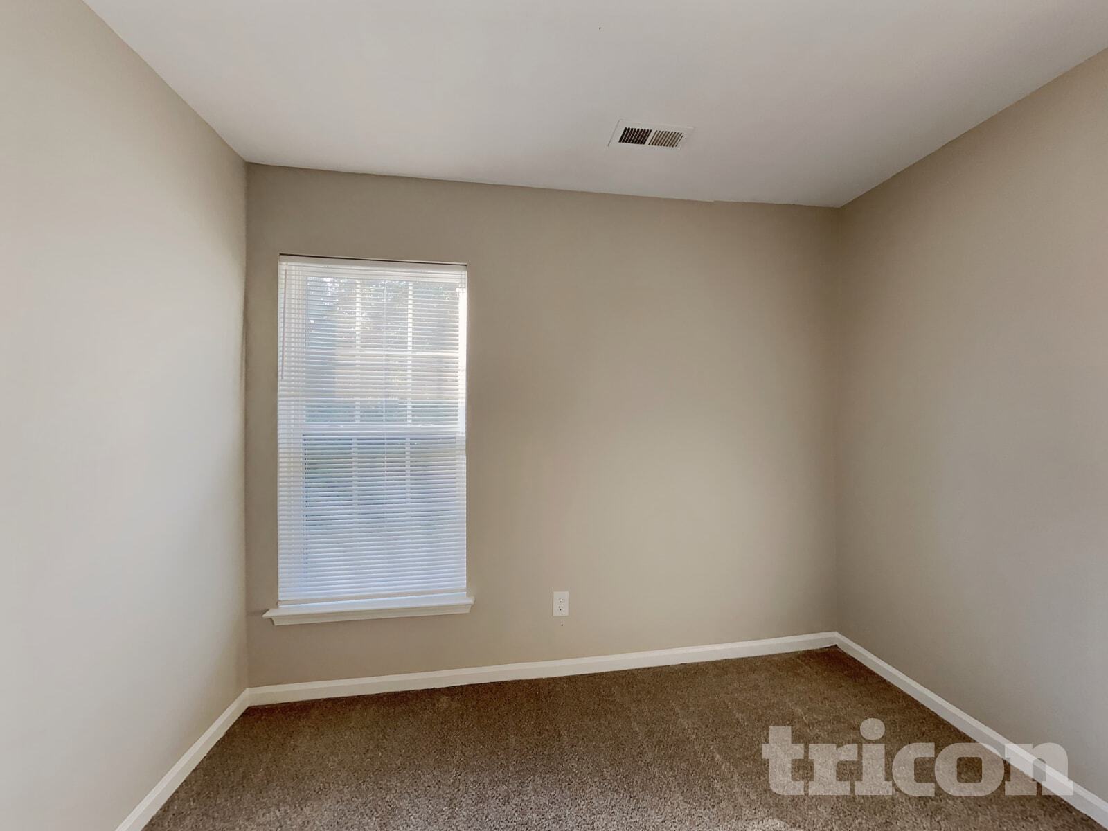 Building Photo - 544 Stillgreen Ln