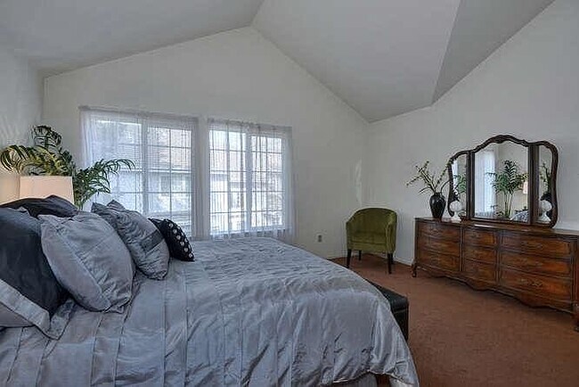 Building Photo - 2657 Heritage Park Cir