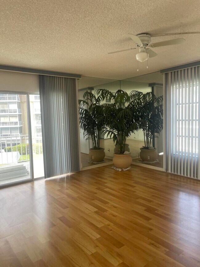 Building Photo - 250 John F Kennedy Dr