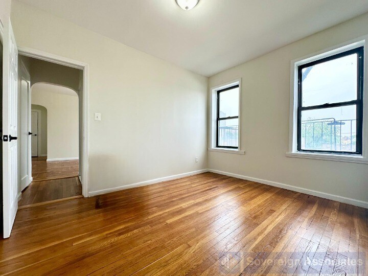 Primary Photo - 1544 Gillespie Ave