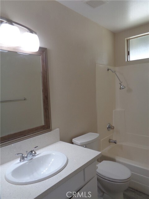 Building Photo - 607 Utica Avenue