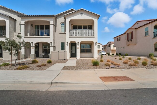 Building Photo - Like Brand New Luxurious Modern 3 Bedroom 2 Bath Townhome in Warner Meadow – Rare Rental Opportun...