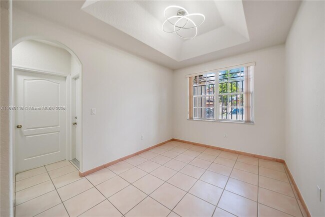 Building Photo - 15470 SW 41st Terrace