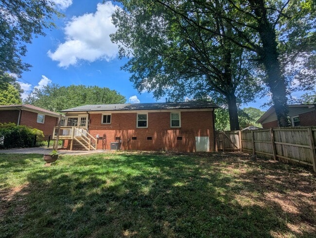 Building Photo - Ranch with Fence and 20x30 Garage/Workshop with Electric Close to Light Rail