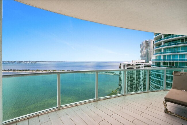 Building Photo - 2101 Brickell Ave