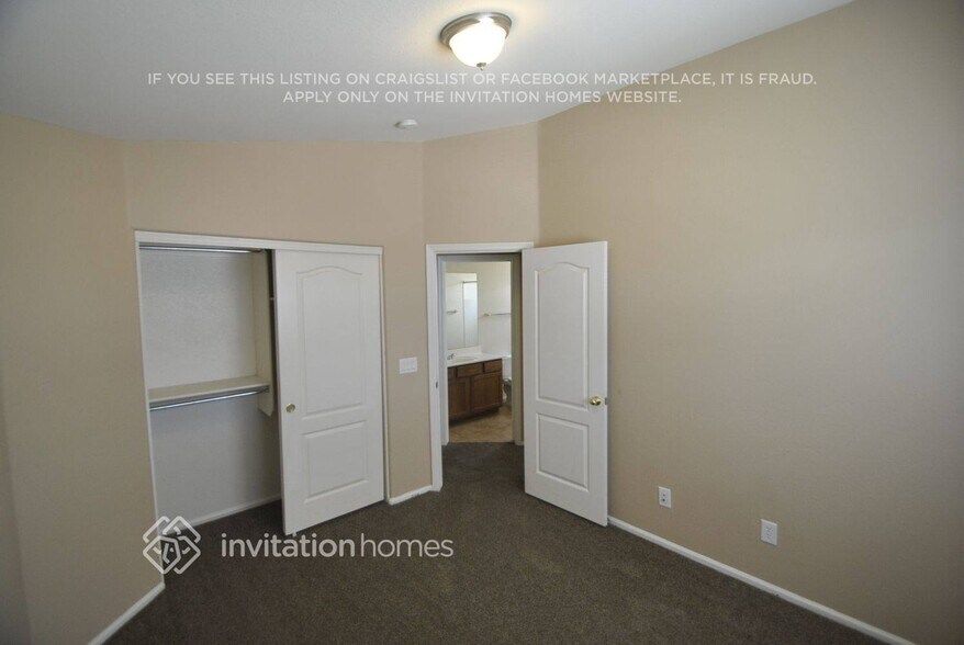 Building Photo - 12437 W Windsor Blvd