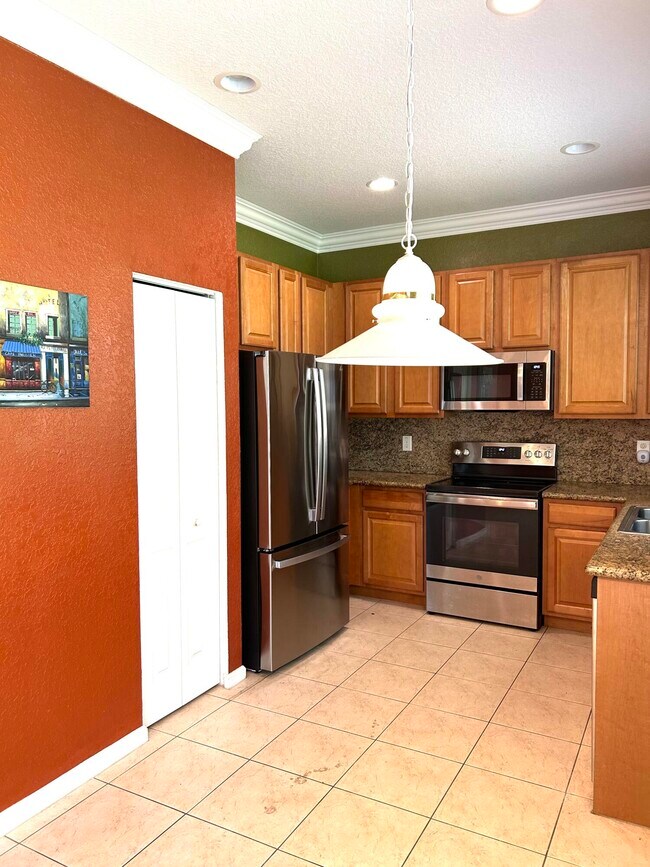 Building Photo - 10779 Paperbark Pl
