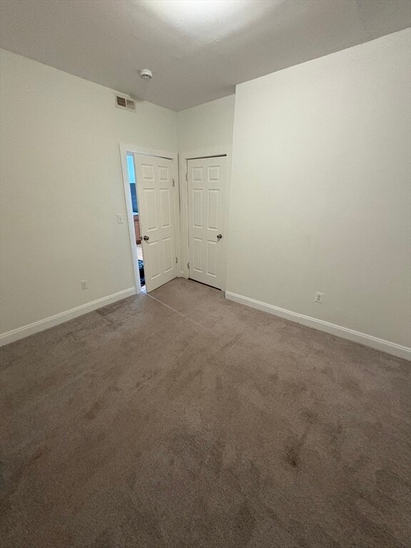 Building Photo - 20 Jones