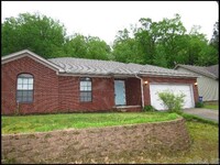 Building Photo - 3704 Lakewood Valley Dr