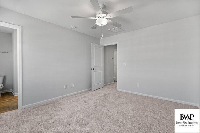 Building Photo - 1050 Astoria Dr