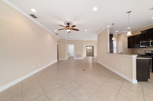 Building Photo - 6606 SW 91st Cir