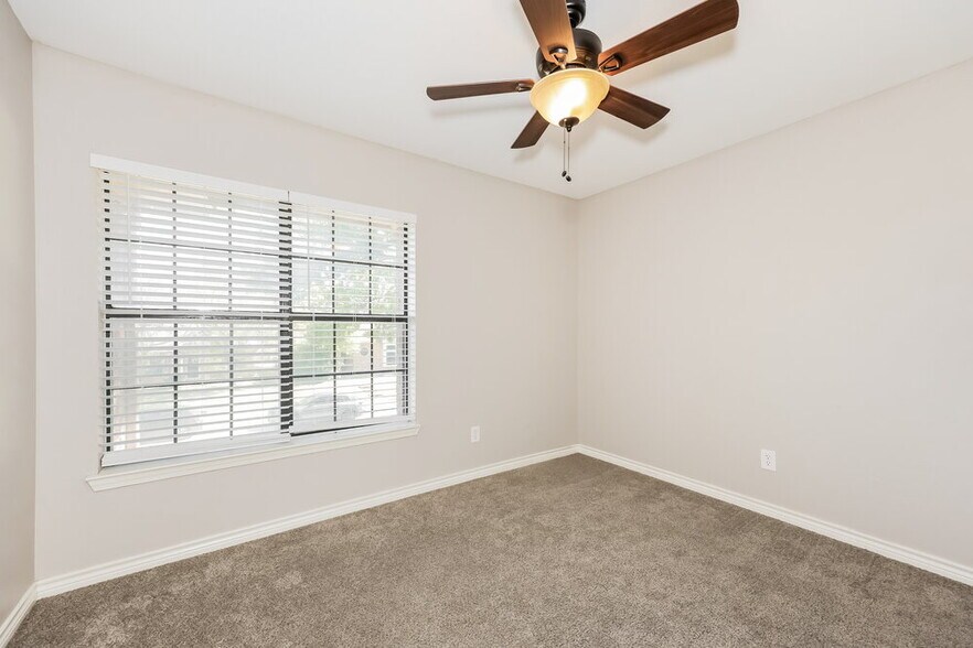 Building Photo - 4117 Cochise Dr