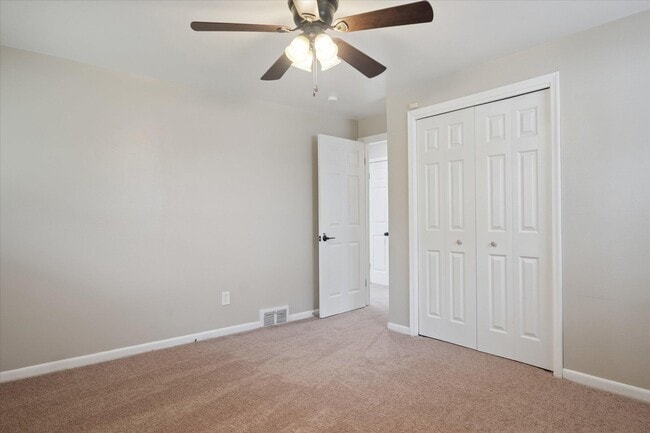 Building Photo - 29484 Spring Hill Dr