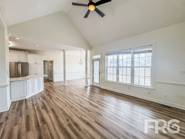 Building Photo - 115 Remount Rd