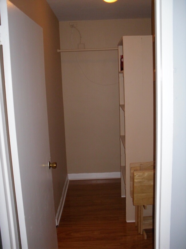 Large Walk In Closet - 1011 Arlington Blvd