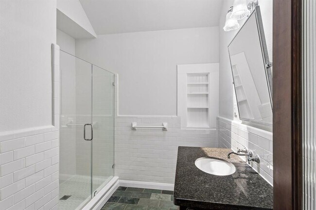 Building Photo - 364 Ponderosa Loop