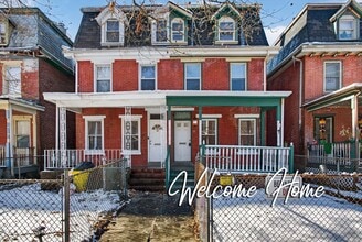 Building Photo - 39 Carroll St