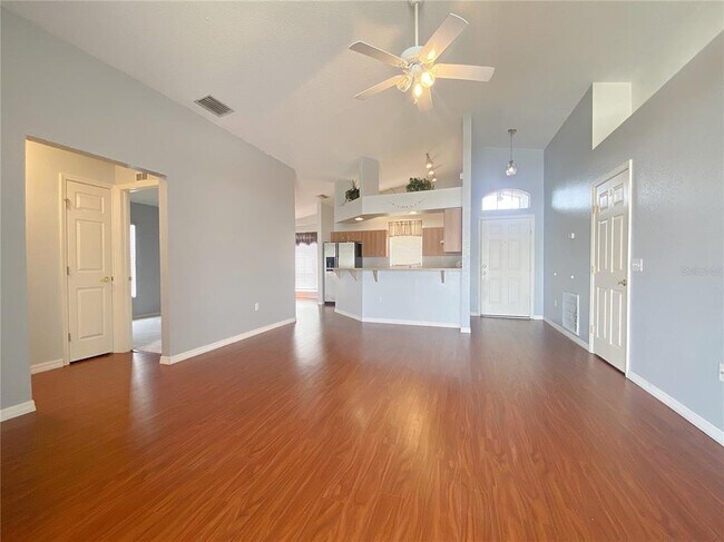 Building Photo - 445 Savanna Pointe St