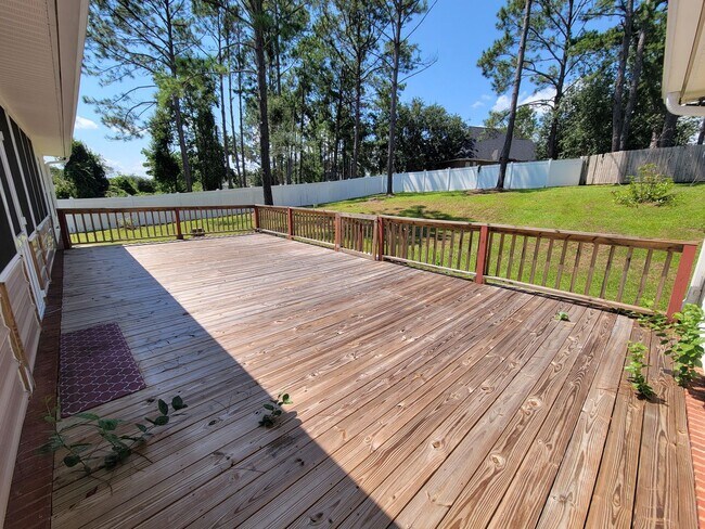 Building Photo - Beautiful home in Cypress Lakes in Lake Park