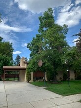 Building Photo - 851 E Newbold Cir