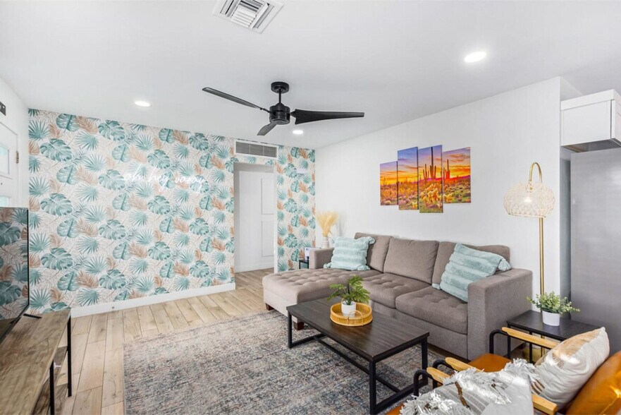 Building Photo - 7312 E Villa Way
