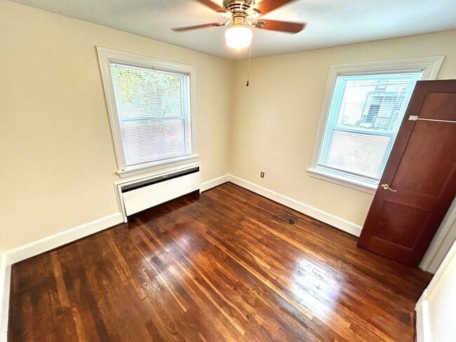 Building Photo - 2812 Groveland Ave