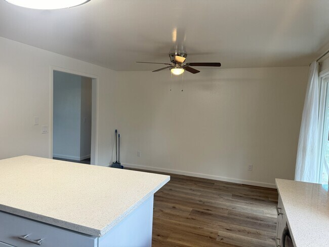 Building Photo - 2460 Brookside Way