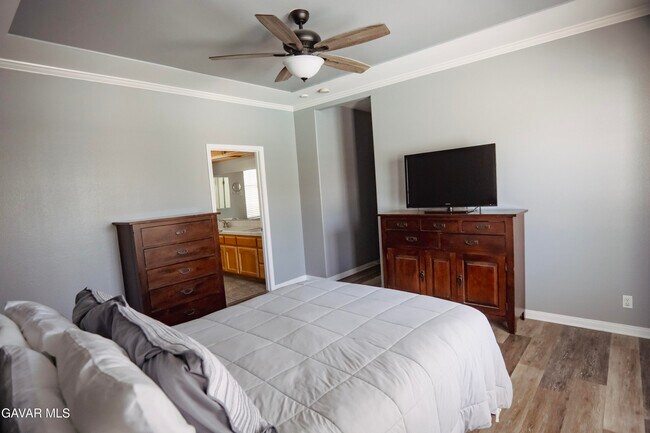 Building Photo - 43632 Colony Dr